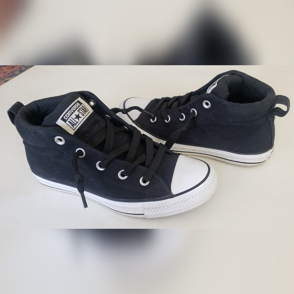 Black Converse Mids, Men size 5 Women size 7